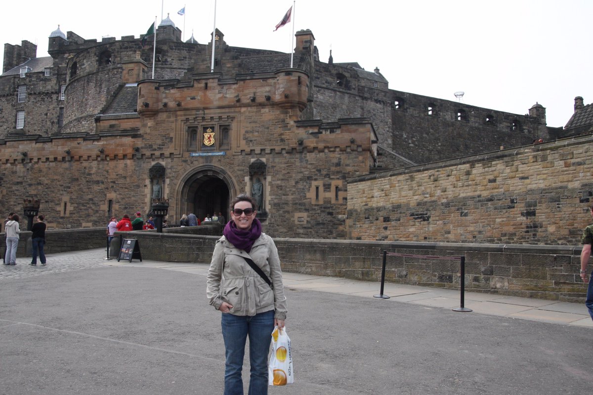 frecklesrtw's tweet photo. A10 Scotland for me. 1st trip overseas. 1st big solo trip. Always had a passion for the history &amp; magic (&amp; the whisky didn't hurt) #RTWChat https://t.co/0u1mM75uuf