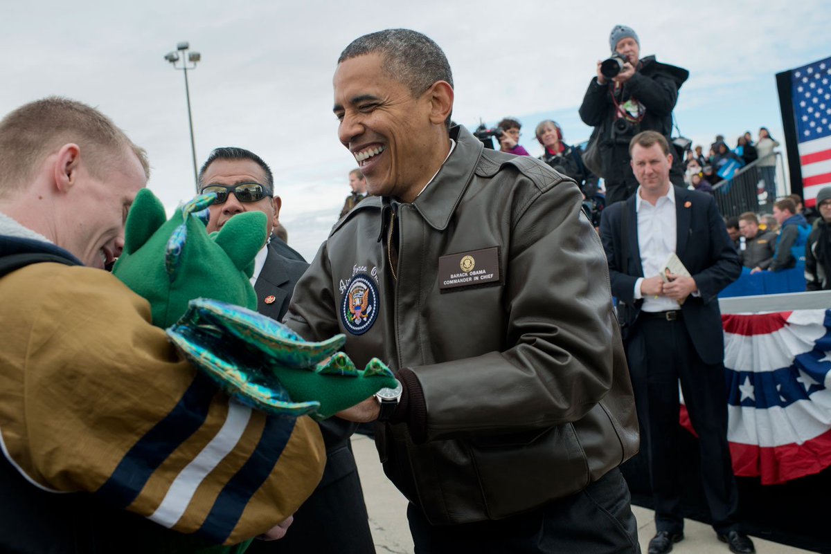 "Show up. Dive in. Persevere." #ObamaFarewell