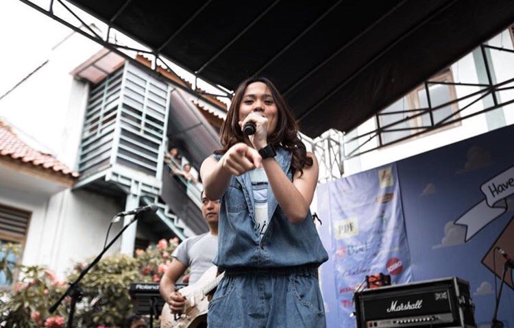 Hai @shermunch! <a href="/sherylsheinafia/">Sheryl Sheinafia</a> rilis lagu terbarunya untuk film terbarunya loh! Request yuk "Gita Cinta" di radio kesayanganmu oke✌🏻️