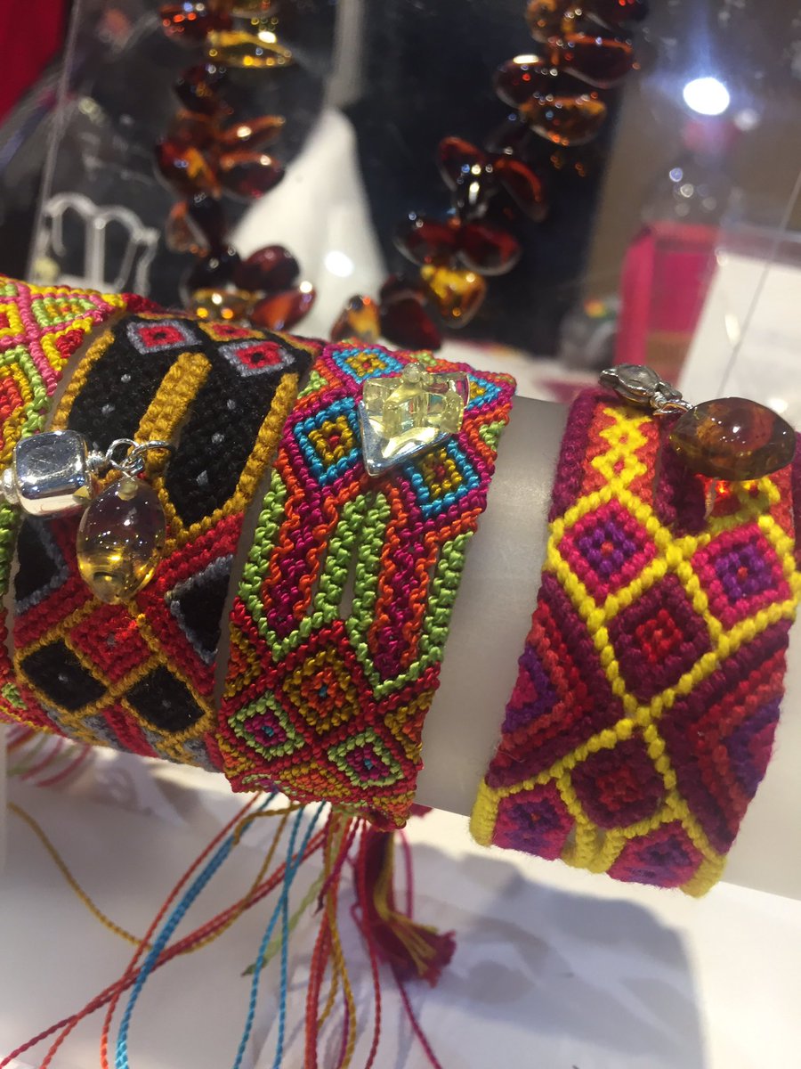 Quintosoljoyeri's tweet photo. Venta de Artesanías finas de #Chiapas Centro citibanamex. Expo #Salpro CDMX. ESTAREMOS DEL 10-14 Enero STAND 530. https://t.co/bABsrJSpx8