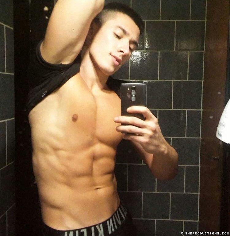 camwithhim's tweet photo. AestheticAdmirer and JeffB are online now at https://t.co/rSRASSh6yj! #camguys #muscle https://t.co/A6jYFtRpV8