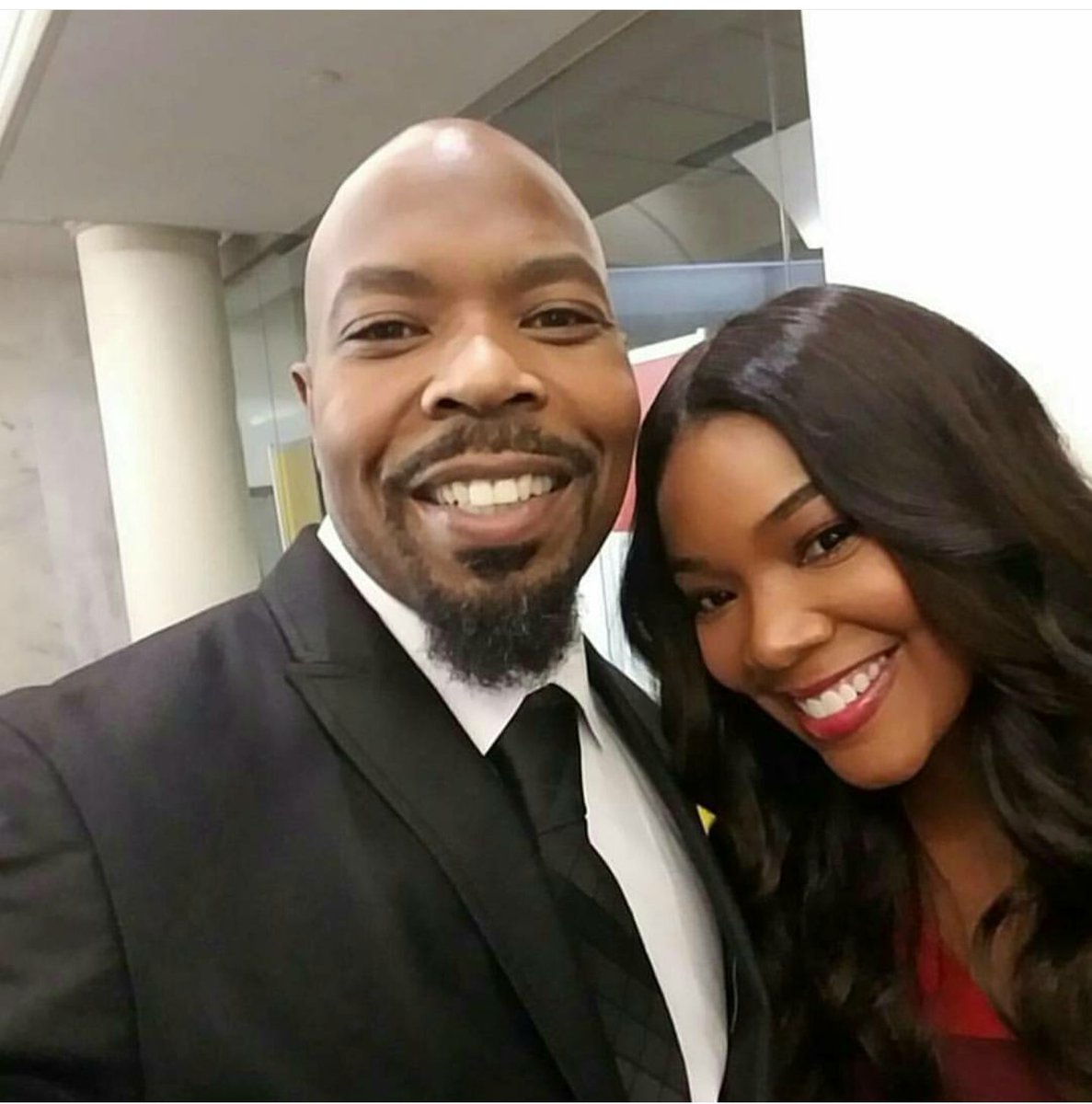 ElMauriceisaac's tweet photo. CHECK OUT YO MAIN HITTER TONIGHT ON BEING MARY JANE #IAMTHEDRIVER https://t.co/JURYkRUxjl