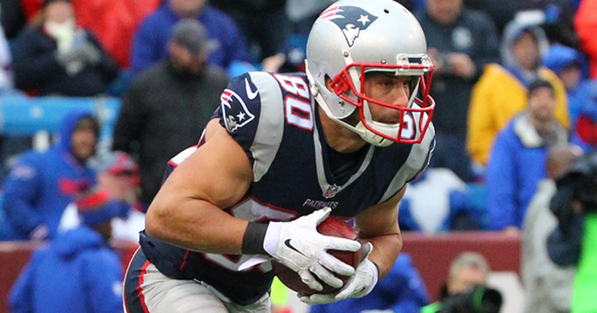 Patriots's tweet photo. #Patriots notes: Amendola taking it day-by-day: https://t.co/IBvW9ok2es https://t.co/Kizos23EqG
