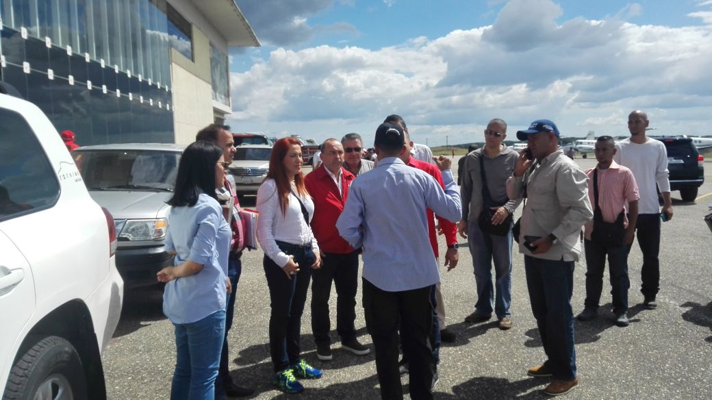 SaludCaporale's tweet photo. Llegada a nuestro Invicto Estado Bolivariano de Cojedes, en defensa de la Revolución Bolivariana @NicolasMaduro @MPPSalud_Vzla https://t.co/Ap3TNiynmc