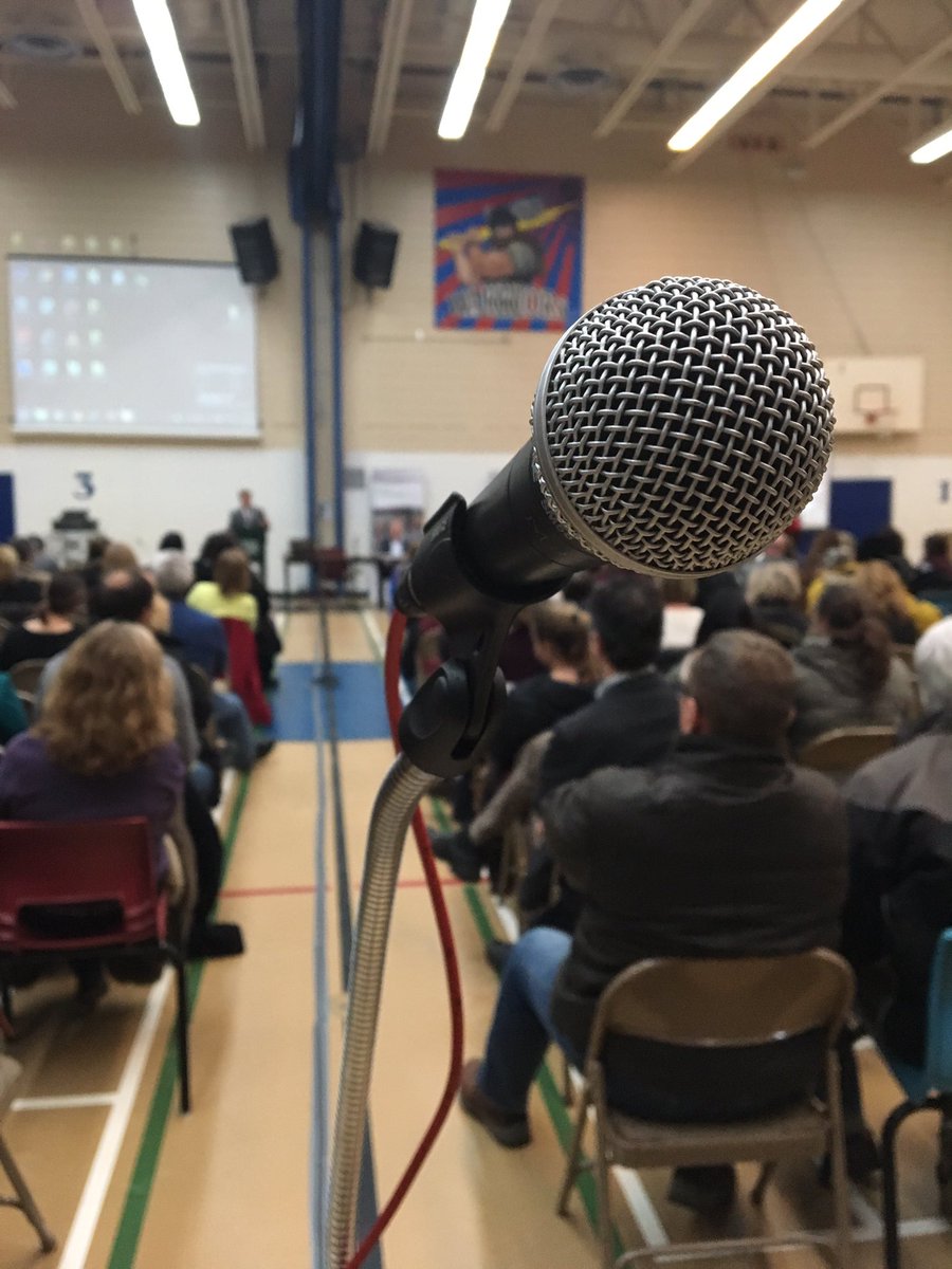 CBCStephanie's tweet photo. We'll bring you reaction from the crowd. Parents, teachers here from East to West. https://t.co/JA0fMJDj6e