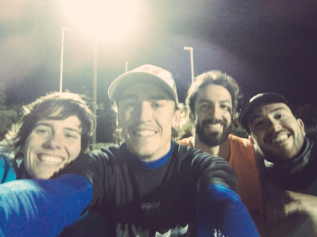 discachos's tweet photo. Hoy hemos tenido visita sorpresa de 3 @ByVAlicante, aunque como sigan así les abrimos ficha también en #Discachos 😉😆. ¡Gran entreno! https://t.co/KjI71UtOmW