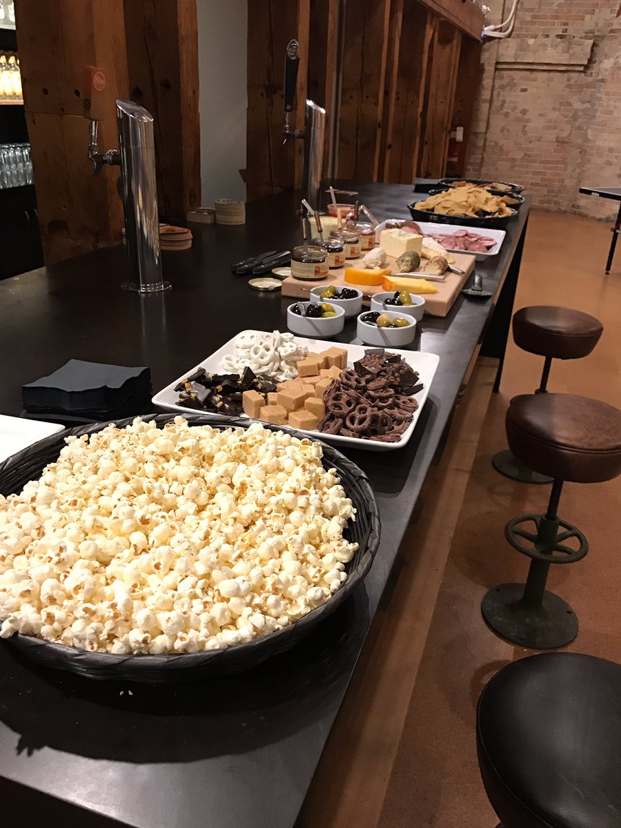 uxbckw's tweet photo. We are ready for book club @ShopifyPlus tonight with @peterme! https://t.co/uJKxImItJY