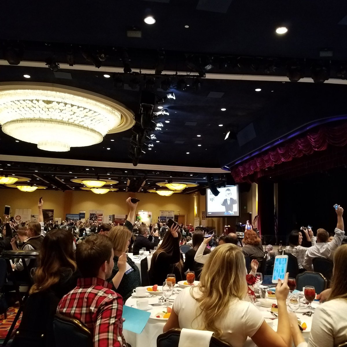 PetersFreedman's tweet image. #killerapps with #nerdybff @NerdyBFF