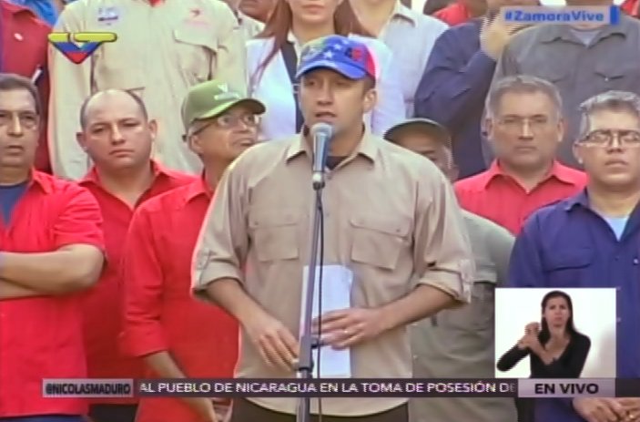 Vicepresidente <a href="/TareckPSUV/">Tareck El Aissami</a> informó: Destituido y detenido el presidente de Pequiven tras descubrir irregularidades albaciudad.org/2017/01/destit…