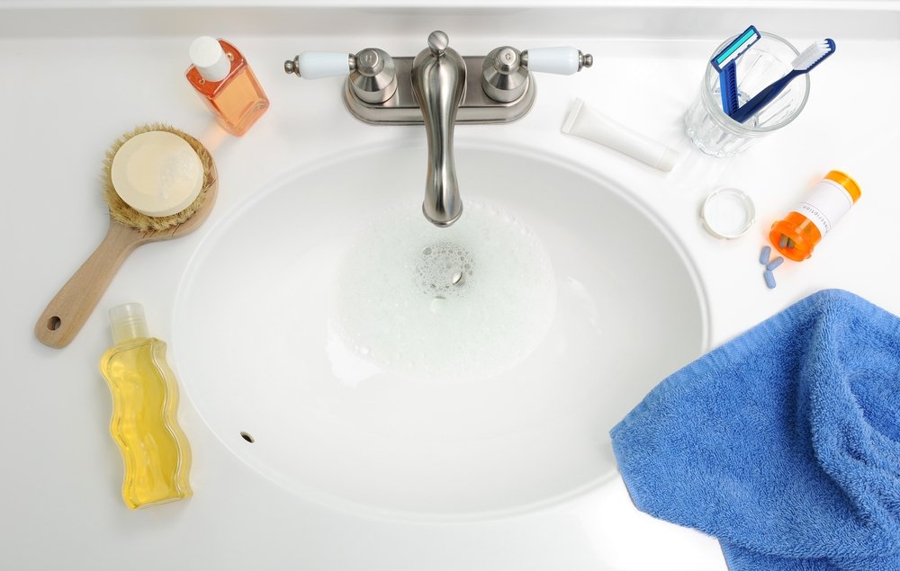 BellemeadeFrms's tweet photo. Make a few simple changes to be more eco-friendly in your bathroom! https://t.co/6m2tUKr3PF https://t.co/asAIIeoWg0