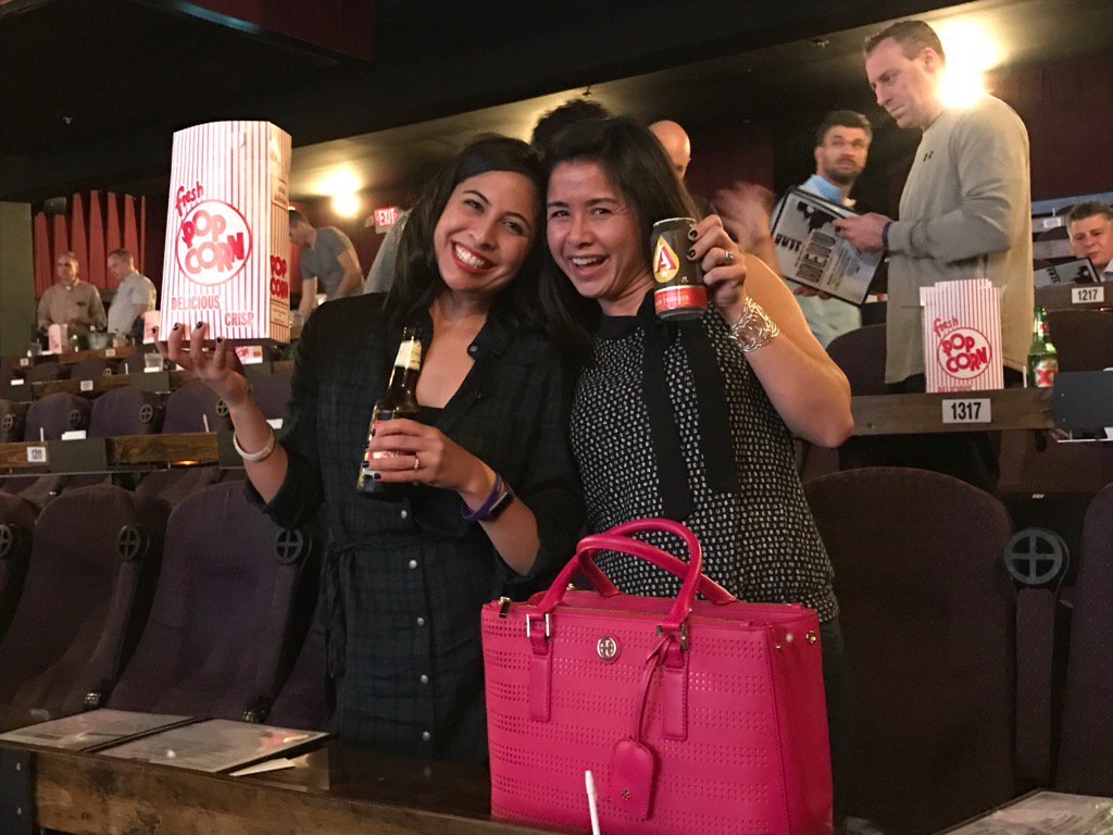 stakata123's tweet photo. #Ftisko is off to a great start with @angela_navarro and team Purple (Rain) https://t.co/DjIVkMMstu