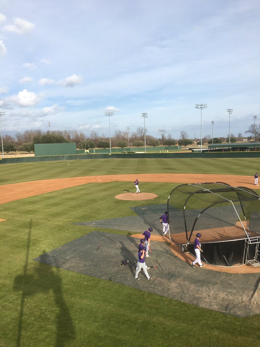 Beautiful day for some Live Bullpens on the field. 18° on Saturday - 75° on Tuesday. Gotta love Louisiana 

10 days away from Opening Day!