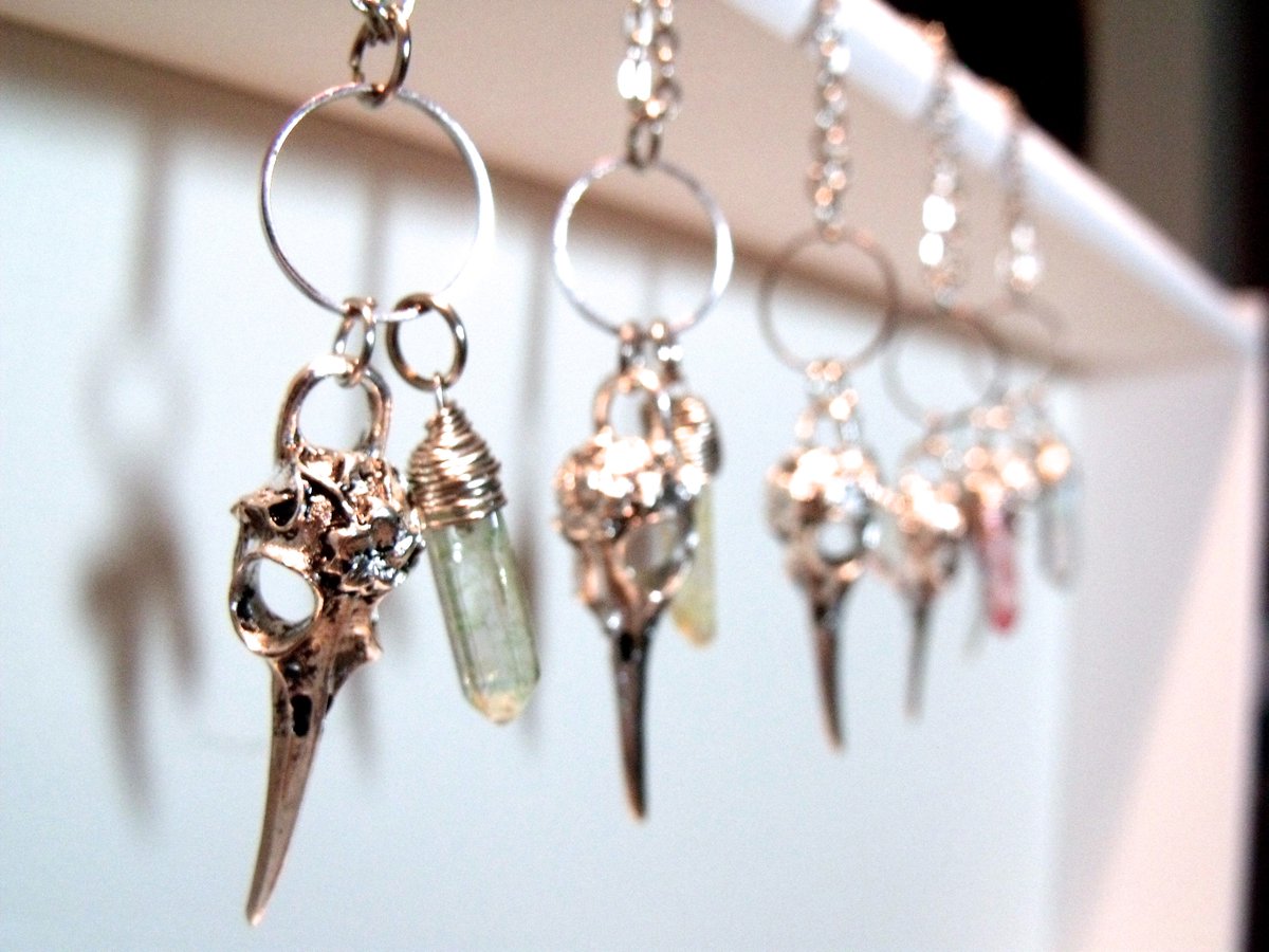 Charm_Eternal's tweet photo. Get it now! #etsy #eternalcharmjewelry #birdskull #crystal #longnecklace #longpendant #jewelry #cute #midwestern #trendy #animalskull #shop https://t.co/thoYsLwkIQ