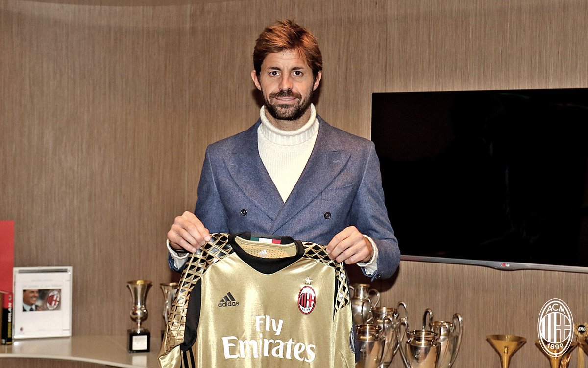 OFFICIAL: Marco #Storari Kembali Ke Milan dengan status pinjaman dari Cagliari , dia dikontrak sampai akhir musim. Bentornato Marco!