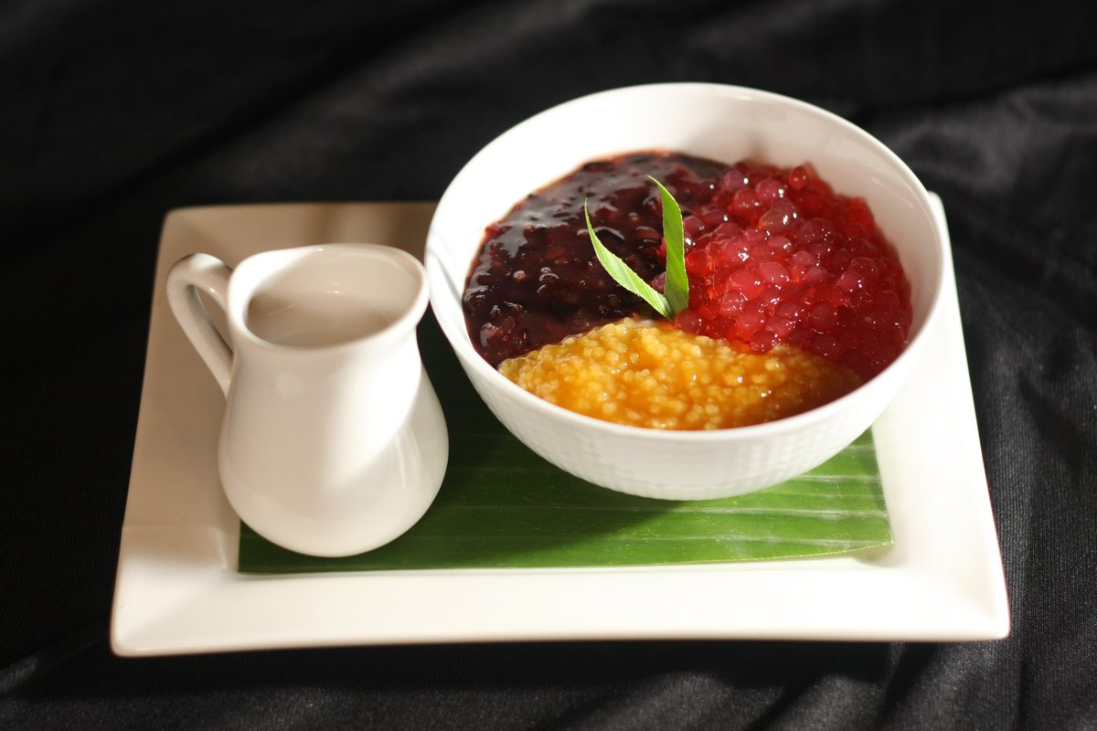Oasis Resto & Cafe tweet media