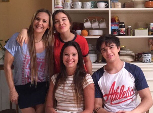 LenaNarvay's tweet photo. ❤️🎥 @latoscano1ra @china_viale @JulianSerrano01 https://t.co/KOV5VobYU1
