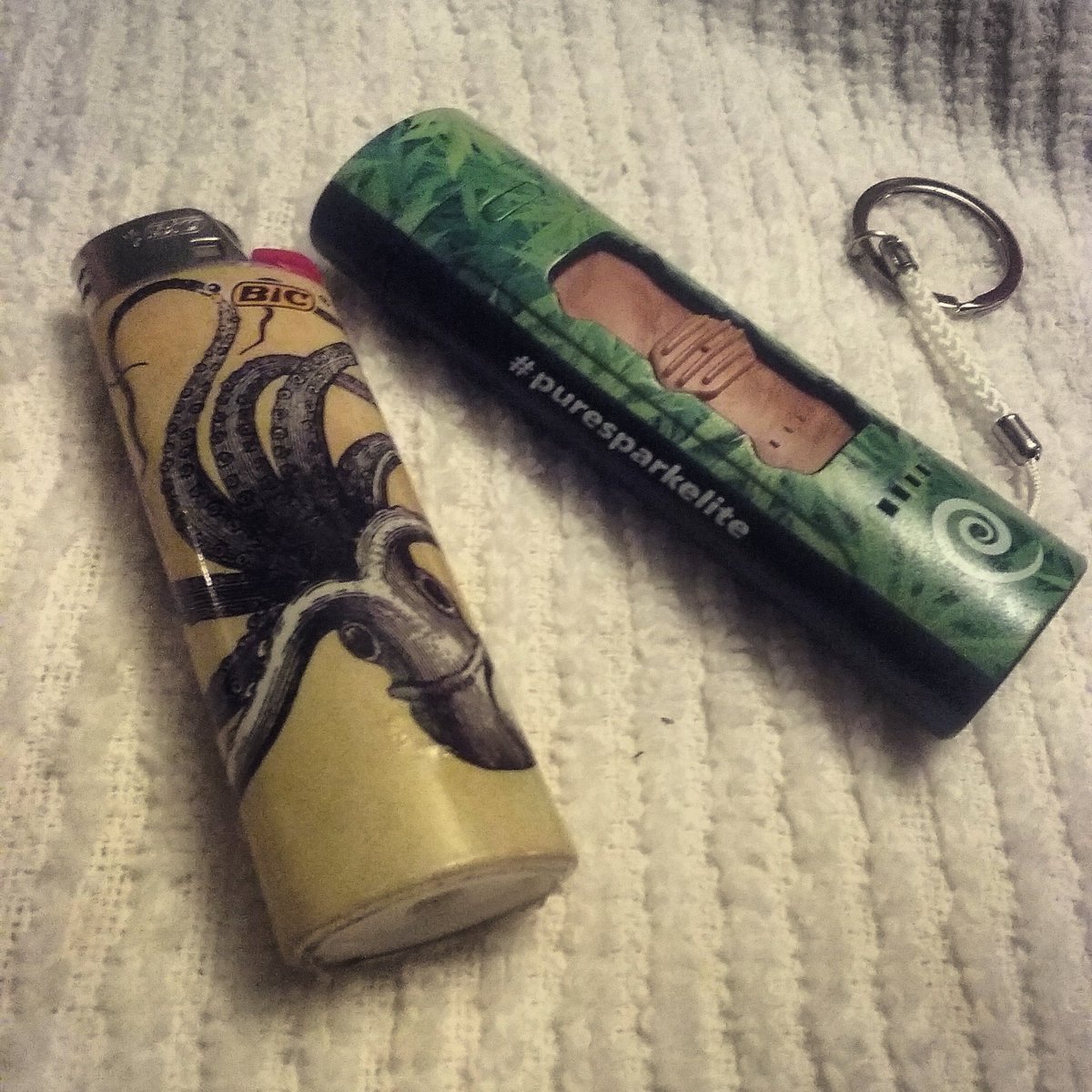 CatNipEvrgreen's tweet photo. #puresparkelite #newlighter #green https://t.co/SXBLi0ervW