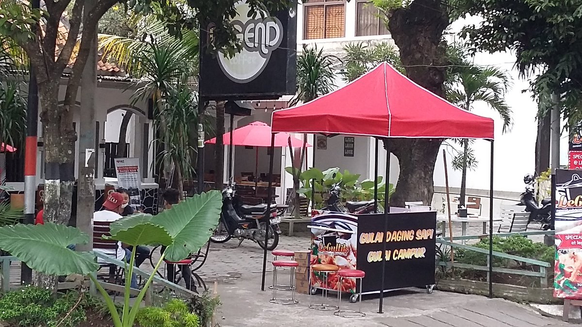 #janganlupasarapanpagi  yang belum sarapan silahkan mampir gulaitikungan legend coffee jogja... <a href="/legendtickets/">Legend Jogja Tickets</a> <a href="/legultik/">LeGultik</a>