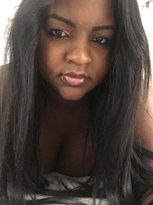 #selfie https://t.co/4z9xL1zvtM<a href="/tag/selfie"class="tags">#selfie</a>