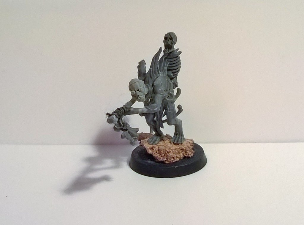 hwd_paints's tweet photo. Shaman joins the tunnel dwelling #Diggas for my #Gorkamorka project... Onto a second doomwheel next #AoS #warmongers https://t.co/KbIcG4iNJR