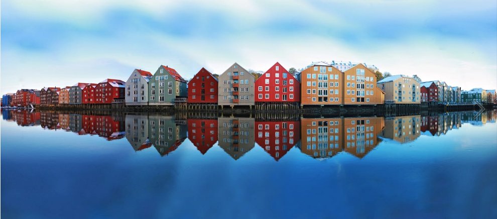 zitateam's tweet photo. House in Norway <3 https://t.co/pR2K9H11gS