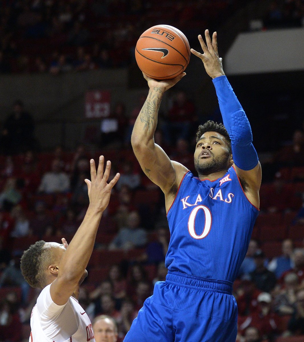 espn's tweet photo. The next No. 1? 

On the same night top-ranked Baylor goes down, No. 2 Kansas rallies in the second half for a 81-70 win at Oklahoma. https://t.co/PonUzSqMxm