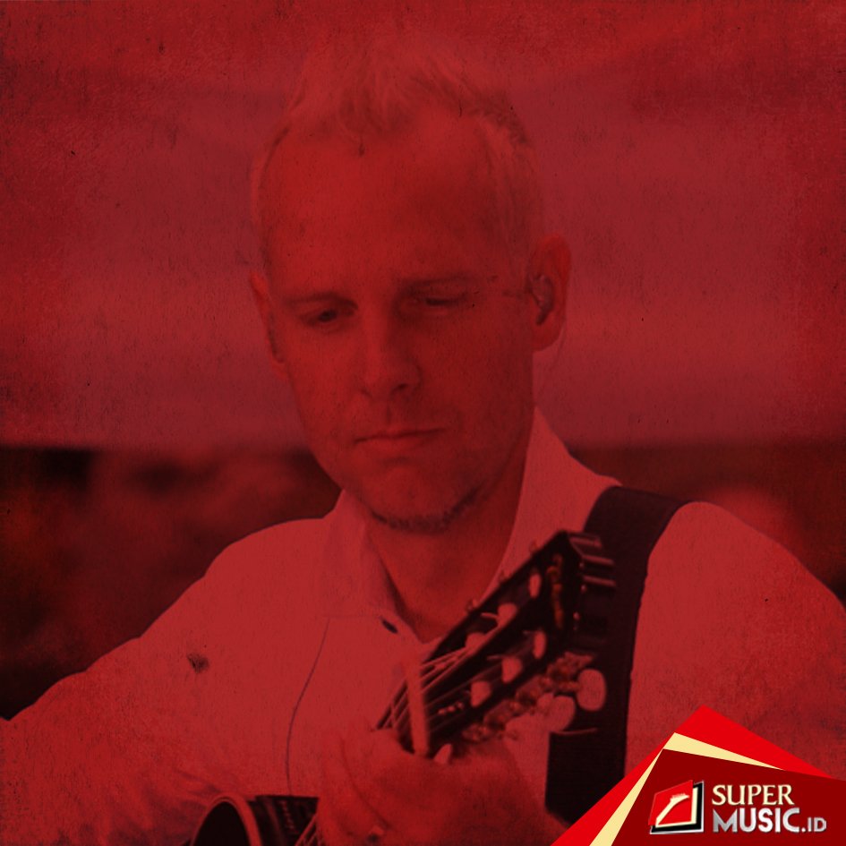  Happy Birthday, Tom Dumont! Gitaris No Doubt rayakan hari jadi yang ke-49 tahun 