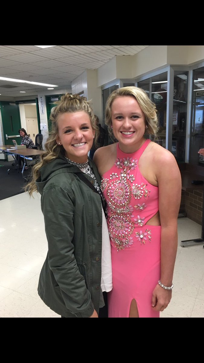 GracieHolmboe's tweet photo. HBD S/O to my BFF !! The big 20 👵🏻Hope you had the best day ever Em ! Love you tons ❤ https://t.co/JlJQX2ye1S