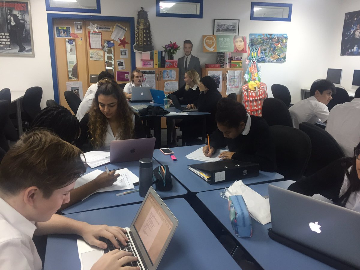 BSAKmediadept's tweet photo. Year 12 -busy learning about the power of the film industry! @wbpictures #welovefilms #welovemedialessons https://t.co/dfNUNsVGmD