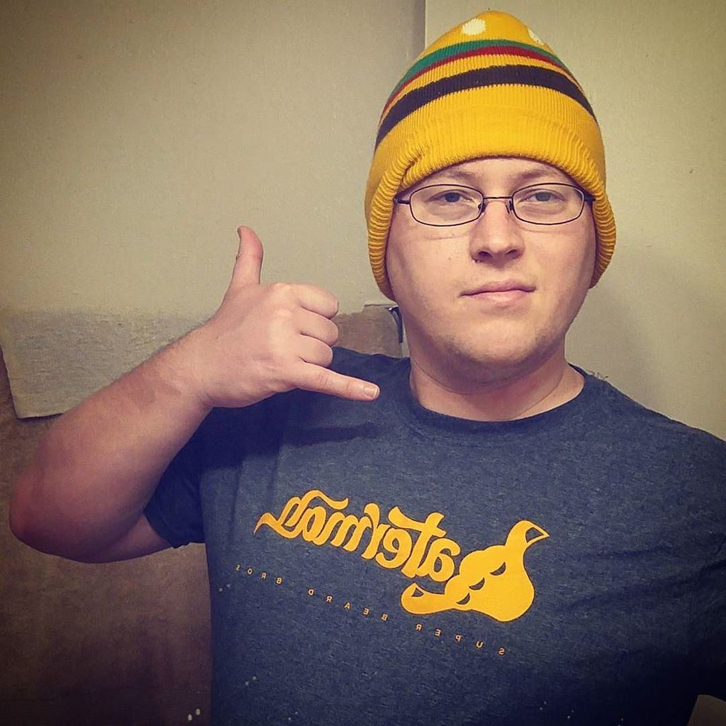 AndyLifeInVideo's tweet photo. New burger beanie and Super Beard Bros shirt! #superbeardbros #laterman #burgerbeanie #che… https://t.co/nGL8mp2HO6 https://t.co/FgZP3RowhN