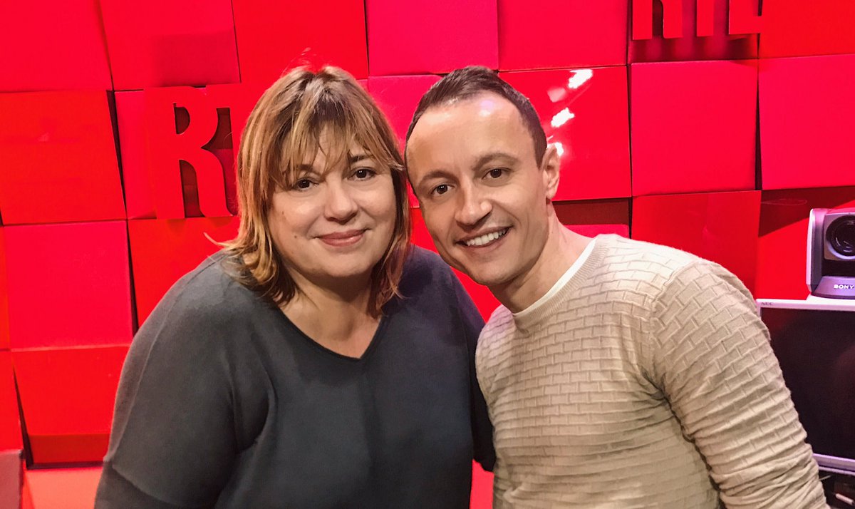 E_Dussart's tweet photo. Soirée télé bloquée le 21 janvier ! Tous devant #FolleAmanda en direct sur @TF1 avec @Bernier_Michele 👍 https://t.co/eD6Nr23zdS