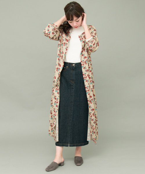 Kbf Online Shop 先行予約 Kbf 花柄2wayマキシワンピース 7 992円 税込 T Co Fzmaeakob3 他にはない色使いが 春には欠かせない花柄ワンピが登場 ワンピースとして前後どちらでも着回すことができ ボタンを開けて羽織としても取り入れ