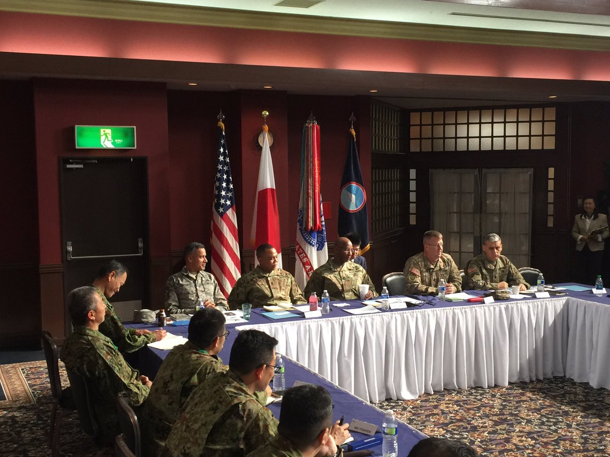 USForcesKorea's tweet photo. CSM Payton attends a leaders professional development forum w/ graduates of the Warrant Officer Academy @ Camp Zama, Japan, JAN 11. #CSMsays https://t.co/FcRs6rX4Vh