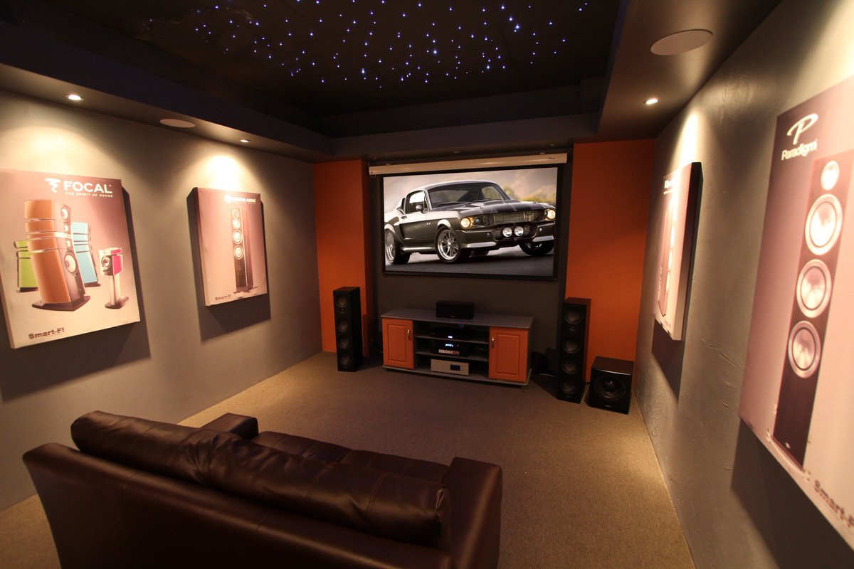 smartfiav's tweet photo. Demo room @smartfiav with Optoma projector,Pioneer electronics &amp; Mission speakers.
@missionhifi @PioneerUK @OptomaUK  #customcinema #Hifi https://t.co/sZDDFlgNSv