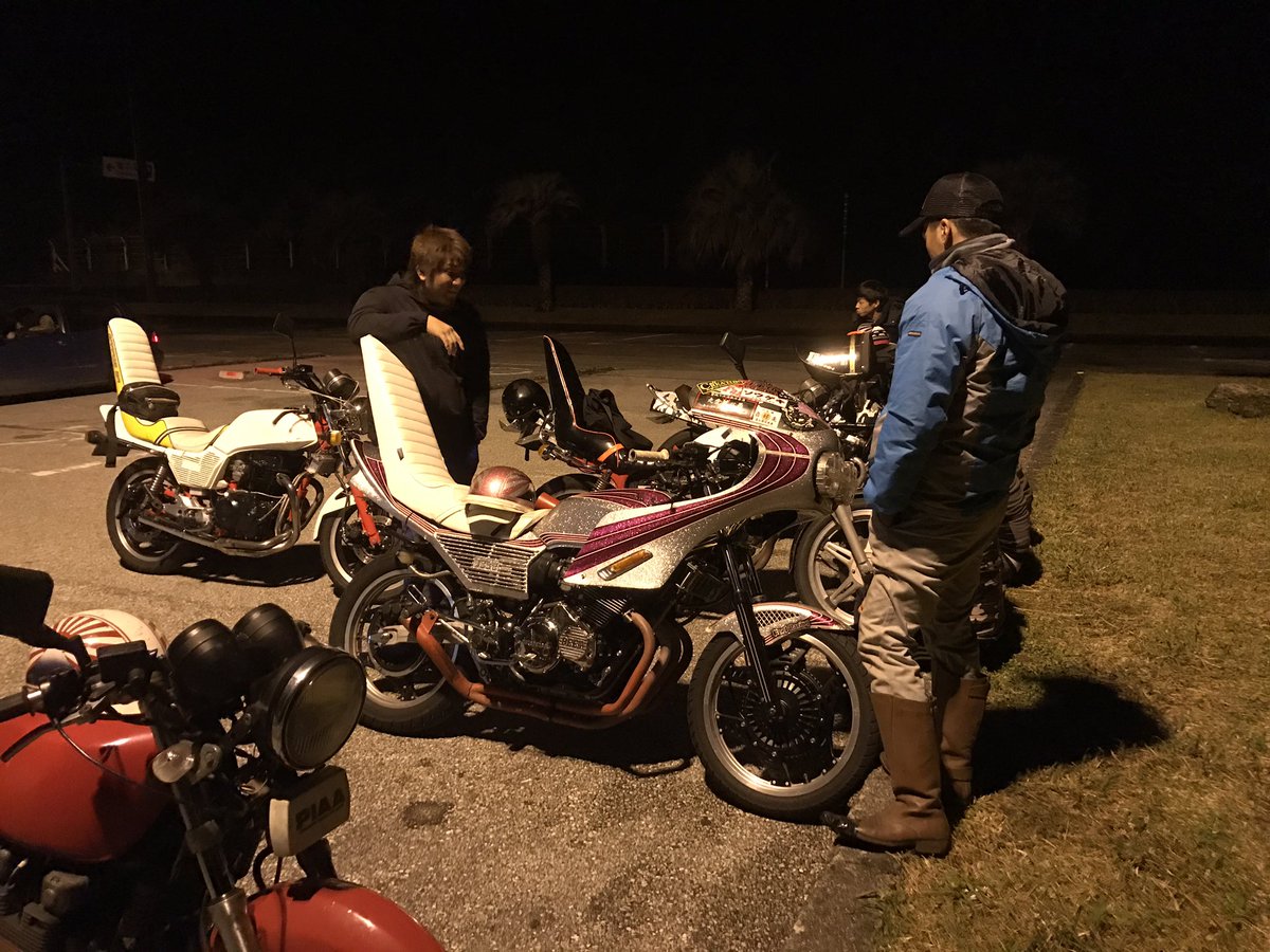 CBXryouga's tweet photo. 高知県 
CBX 4台
1台目ピンクシルバーラメ ロケット
2台目 青白純正CBX
3台目 ベース車両
4台目 迷彩柄
CBR
フレーム金色 つや消しブラック外装
RZ
純正黒カラー 三段ブラック
合計6台盗まれました
許しませんみなんの力を是非お借りしたいです
rtお願いします https://t.co/r3acSDrLcv