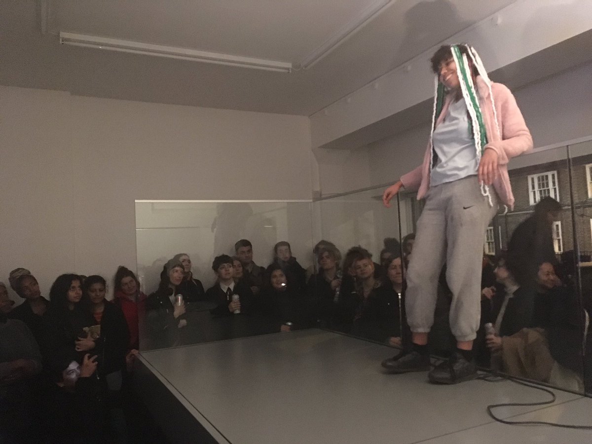 Thinking back to Rosa's performance @chaltongallery curated by <a href="/perlakka/">katarzyna perlak</a>. It was mind blowing. Wish you were there.