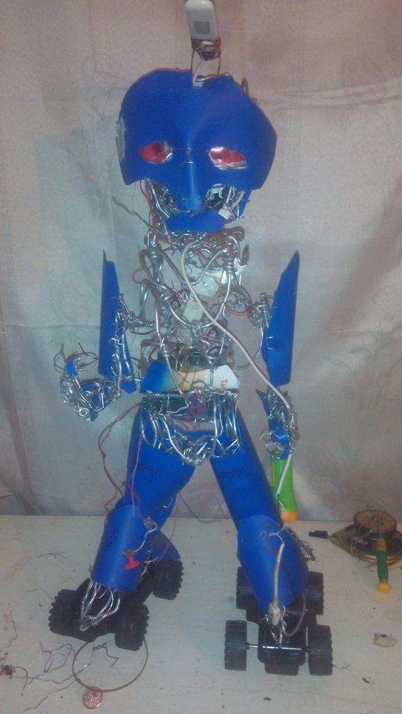 RobotiaSam's tweet image. 