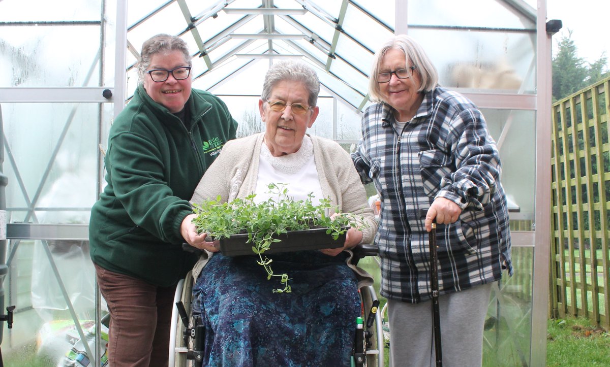 BreckCouncil's tweet photo. Residents at Westfields in Swaffham are getting into gardening thro our Growing Buddies scheme https://t.co/qxS1KC6rwf https://t.co/ES9QoGUdpX