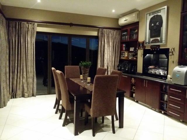 Neo_Estates's tweet photo. Stunning 4 bedroom house for sale at R5 450 000 in #TheIslandEstates, #Hartbeespoort. Info: https://t.co/xja6HelU2u #home #property #house https://t.co/CH319ApcPK