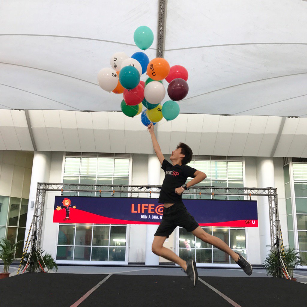 SingaporePoly's tweet photo. Congrats on your Os! Wondering what to do next?Visit our counsellors @ Concourse to discover ur options! #speye https://t.co/G7biDihS4p