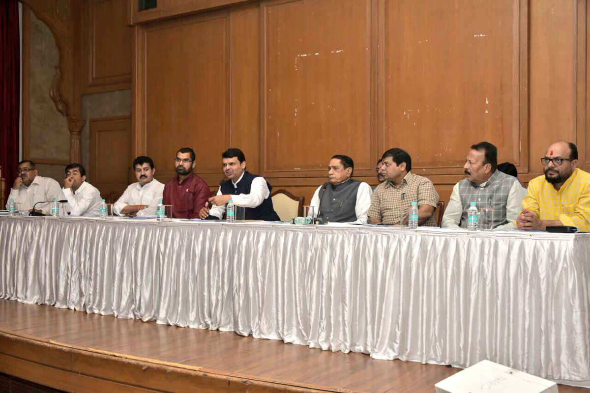 CM @Dev_Fadnavis chaired meeting with Ministers,MLAs,MLCs for Nanaji Deshmukh KrushiSanjivaniPrakalp(Project on ClimateResilientAgriculture)