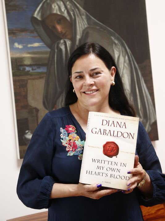 Happy birthday to my most favouritist author Diana Gabaldon!!  