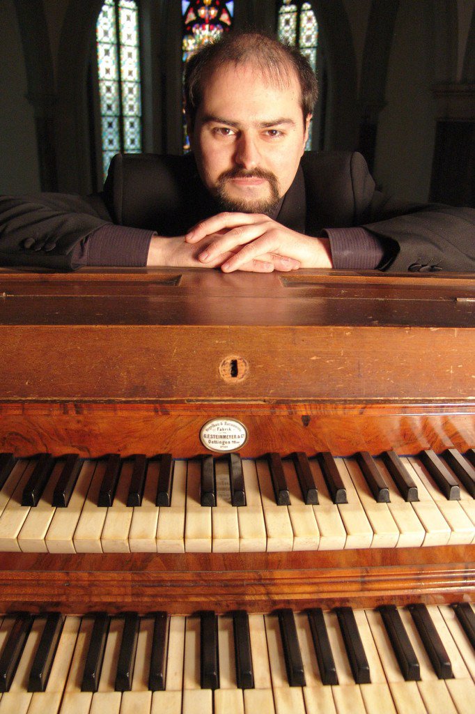 romasociale's tweet photo. #MUSICA; #CIDIM: IL 13 GENNAIO A #MONFALCONE (GO) SI ESIBIRA' IN CONCERTO #MANUELTOMADIN… https://t.co/yp1zw5JIgG https://t.co/BxkGdmDqGg