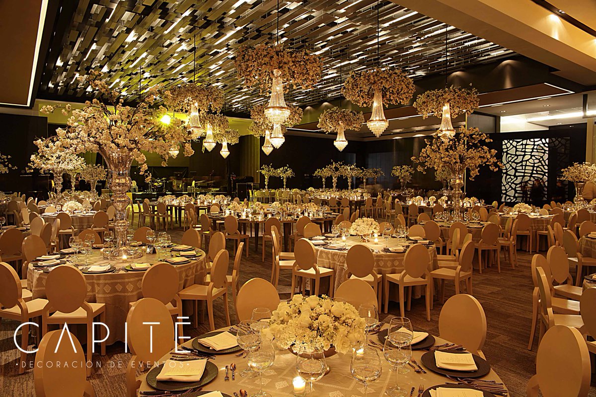 capiteeventos's tweet photo. CAPITE : Eventos Únicos  T. 8335 6546 https://t.co/o9NdBkVeWg