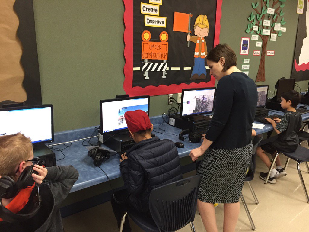 Teacherup2late's tweet photo. @TechCoachRobles Thank you for helping us with GoogleTourBuilder today! @NISDEllison #alphastructures https://t.co/qsB9WZMZVU