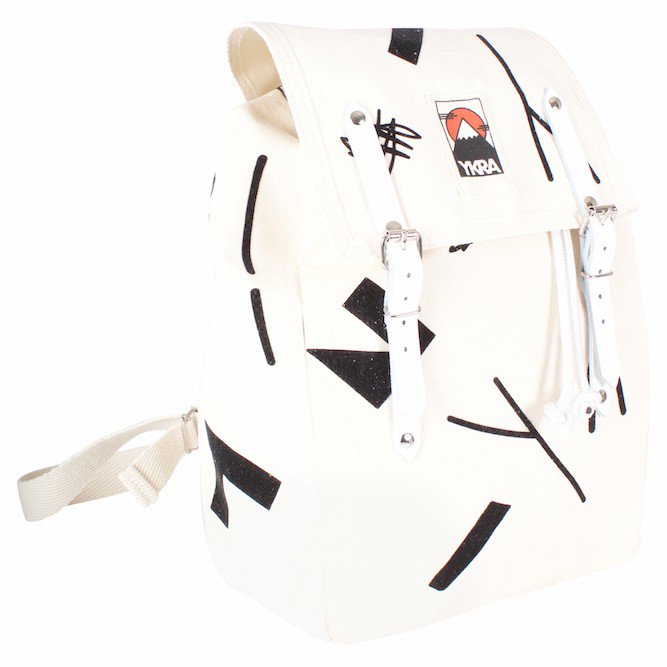 rumour_ch's tweet photo. Tomcsanyi's "YKRA X DT backpack" on sale now ! 
Get your chance to have it at -50% on @ramour.ch 🙊 ❤
#spreadtherumour 🌟 https://t.co/sMXsDwFK1A