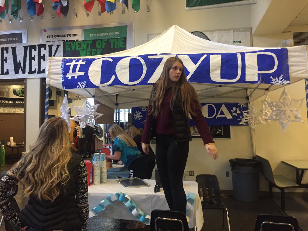 CozyUpCocoa's tweet photo. Today is the day Kentwood!!! Come to Cozy Up Cocoa!!! #BeAConk #CozyUp #OperationCocoa https://t.co/vxuodXzsJE