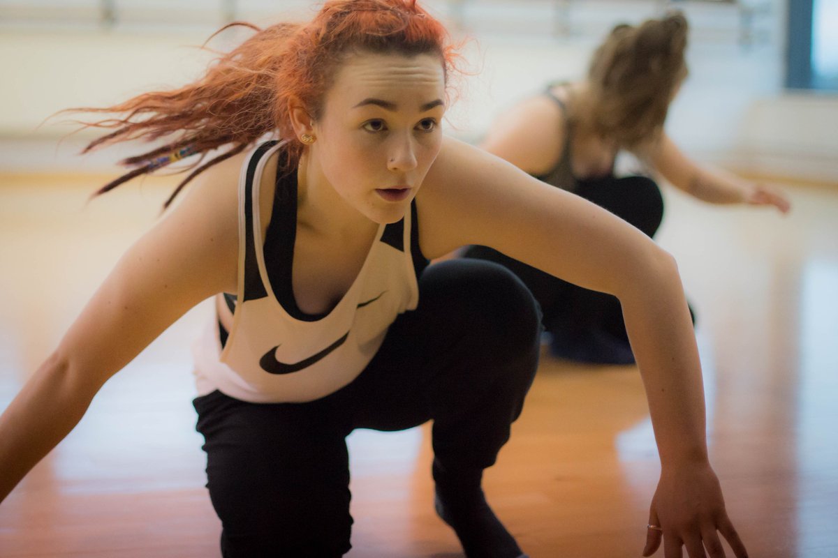 EHUPerfArts's tweet photo. Day 3 of #intensives - The work is coming alive! Watch out world, Dance Speaks Out! #ehu #dance #edgefwd @EdgeFWD https://t.co/WzP0aNRyJ1