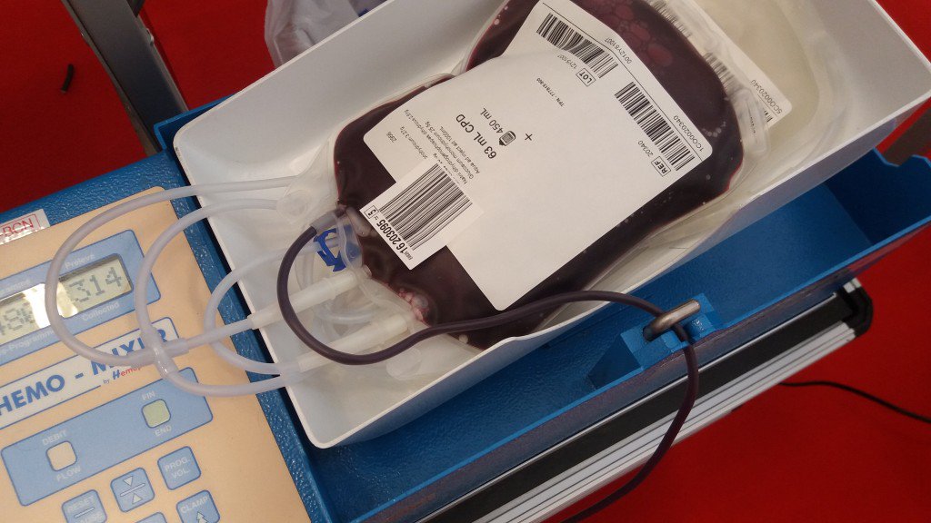 barcelona_cat's tweet photo. Divendres i dissabte, pots salvar vides! La #MaratóDonantsCAT de sang s'instal·la a l’Ajuntament. Vine: https://t.co/WVZYPCHdYL @donarsang https://t.co/MT27uoGJ5Y