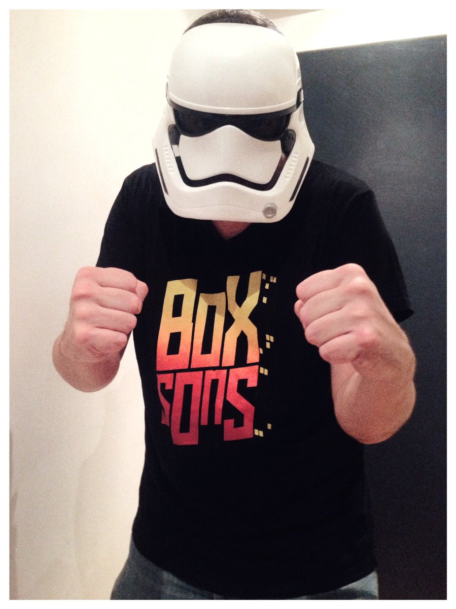BoxSonsFr's tweet photo. À son tour, @_jswhitley entre sur le ring #BoxSeur d'images https://t.co/iVc23pQJA9